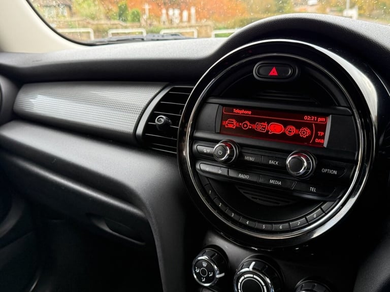 2017 67 MINI HATCH 1.5 COOPER HATCHBACK 3DR PETROL AUTO EURO 6 (S/S) (136 PS)