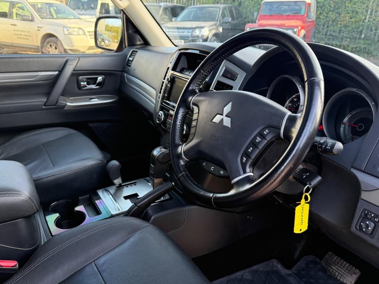 2017 Mitsubishi Shogun 3.2 DI-DC SG3 Auto 4WD Euro 6 5dr LWB ESTATE Diesel Automatic