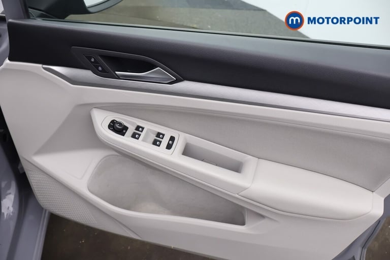 2021 Volkswagen Golf 2.0 TDI Life 5dr Hatchback Diesel Manual