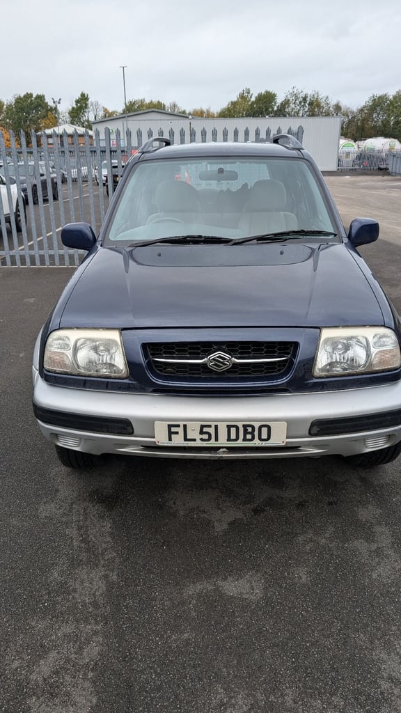 Suzuki vitara V6 2.5 petrol 
