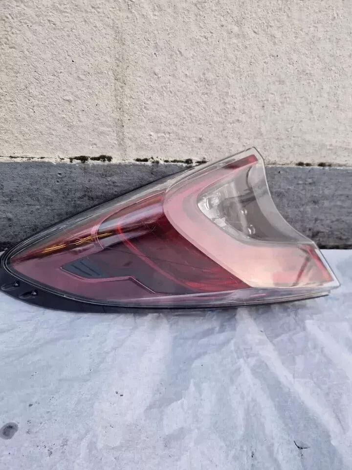 TOYOTA C-HR 2016-2022 PASSENGER SIDE REAR LIGHT
