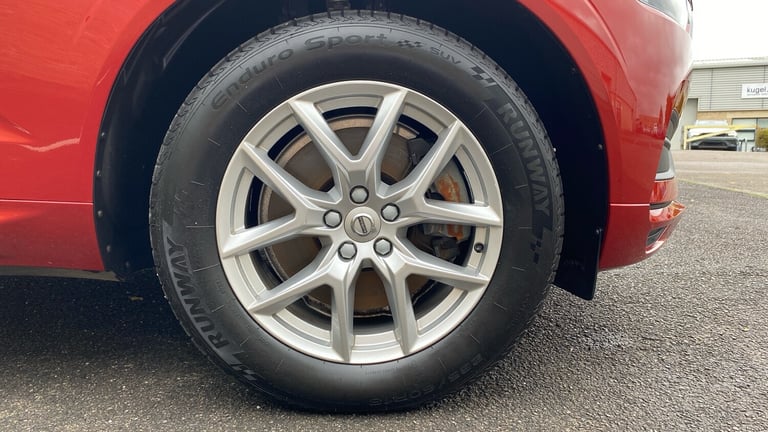 2021 Volvo XC60 2.0 B4D Momentum 5dr AWD Geartronic Diesel Estate Estate Diesel Automatic