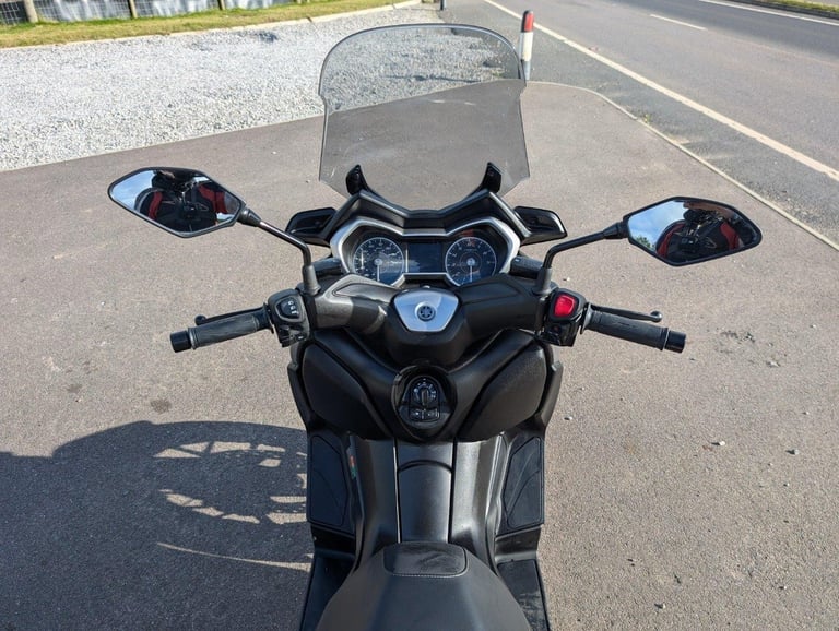 2020 YAMAHA XMAX 300