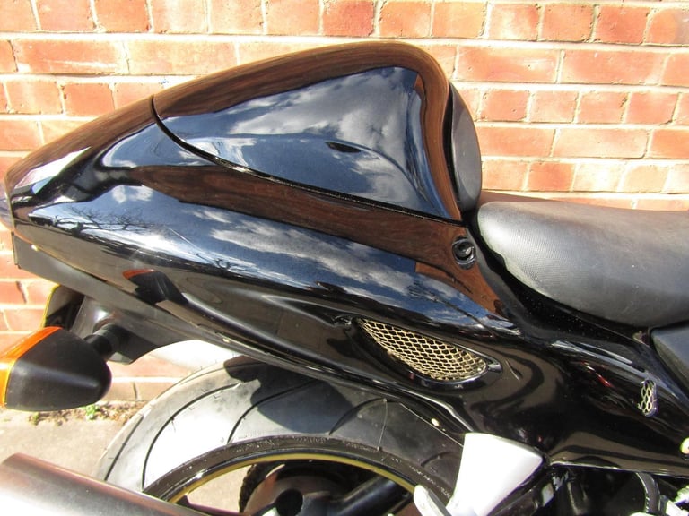 SUZUKI GSX1300 HAYABUSA * VERY LOW MILES 11000 *2 FORMER KEEPERS* WOW *