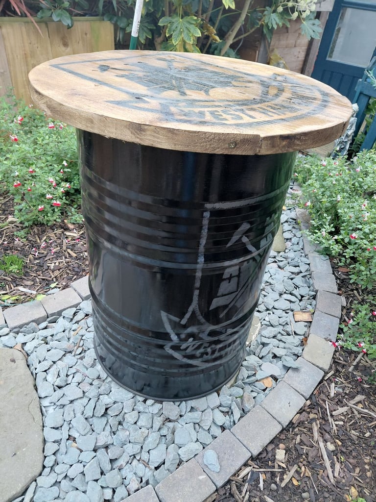 Garden bar table west ham 