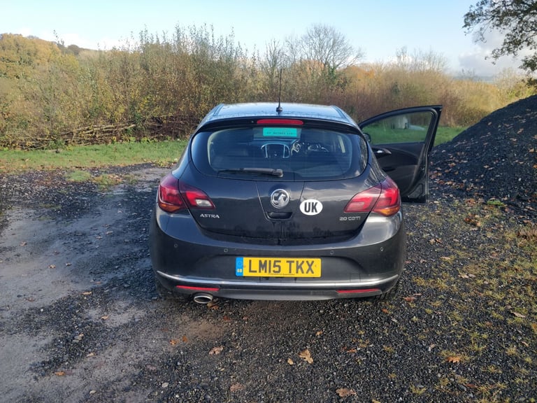 Vauxhall, ASTRA, Hatchback, 2015, Manual, 1956 (cc), 5 doors
