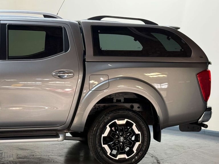 2020 Nissan Navara Double Cab Pick Up Tekna 2.3dCi 190 TT 4WD Auto PICK UP DIESEL Automatic