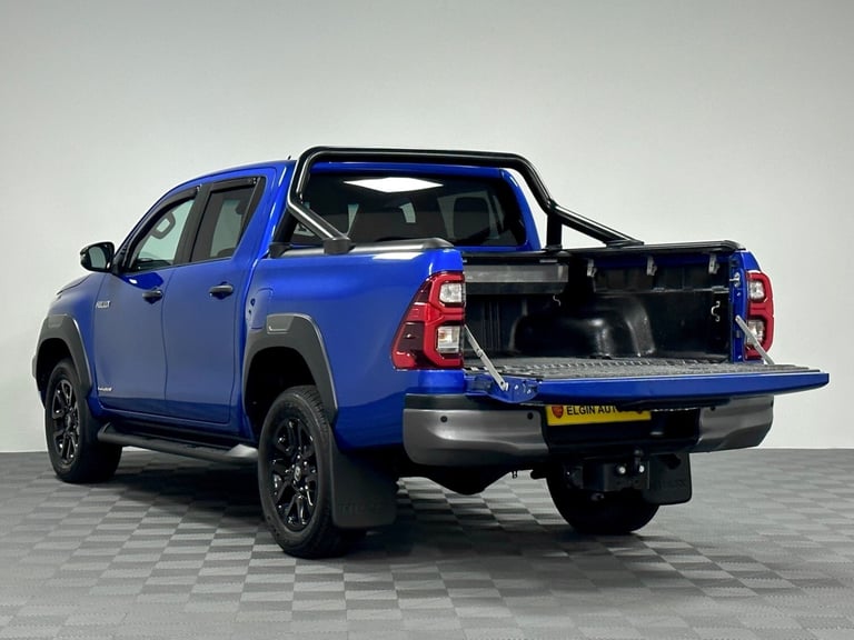 2021 (71) Toyota Hilux Invincible X Pickup Double Cab 2.8 D-4D Auto ( 204 bhp )