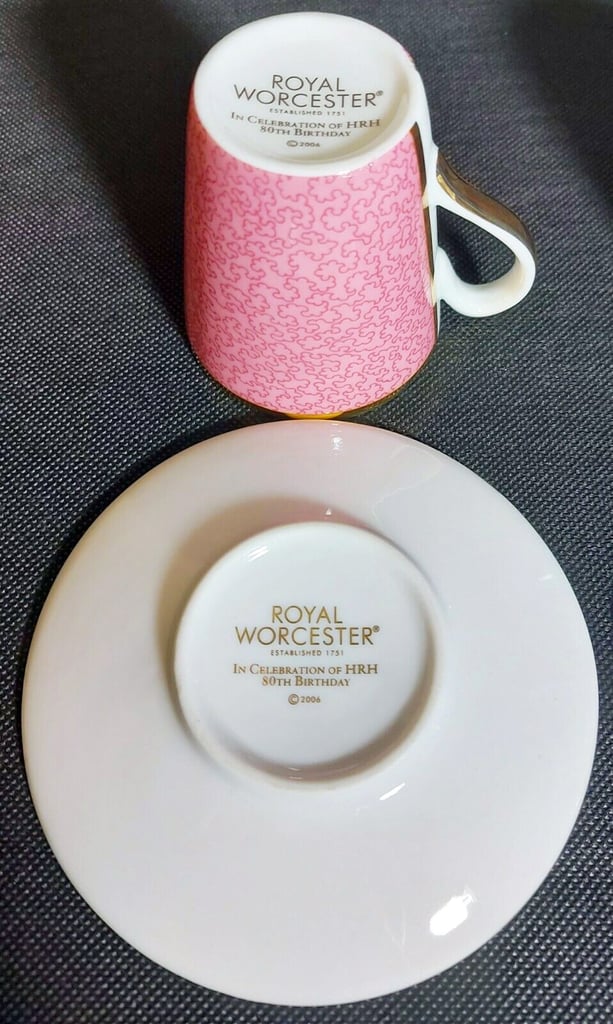 Royal Worcester Queen Elizabeth II Espresso Coffee Cups Set Limited Edition Collectors Item Rare NEW