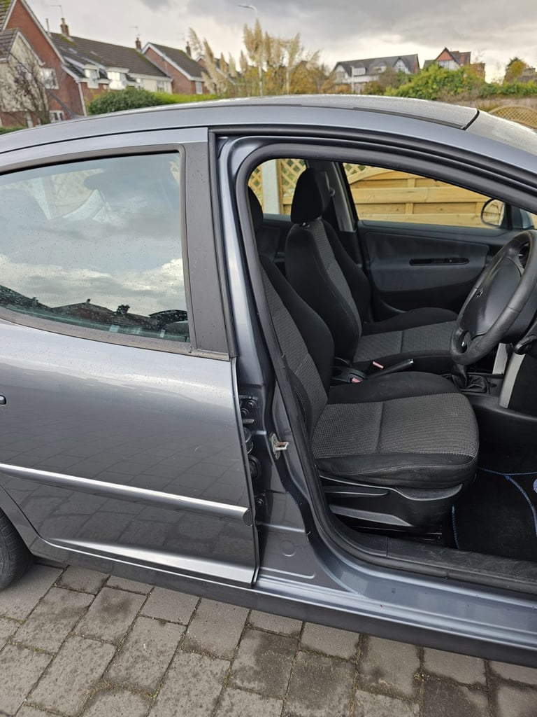 Peugeot, 207, Hatchback, 2009, Manual, 1397 (cc), 5 doors