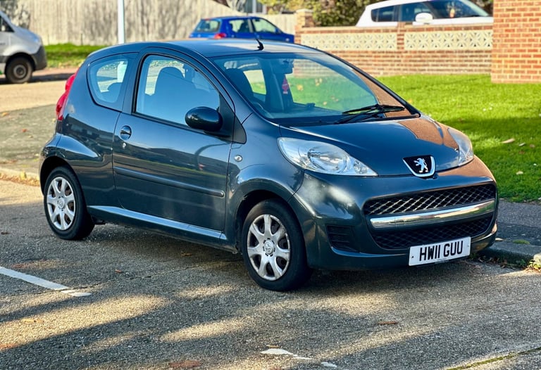 Peugeot, 107, Hatchback, 2011, Manual, 998 (cc), 3 doors