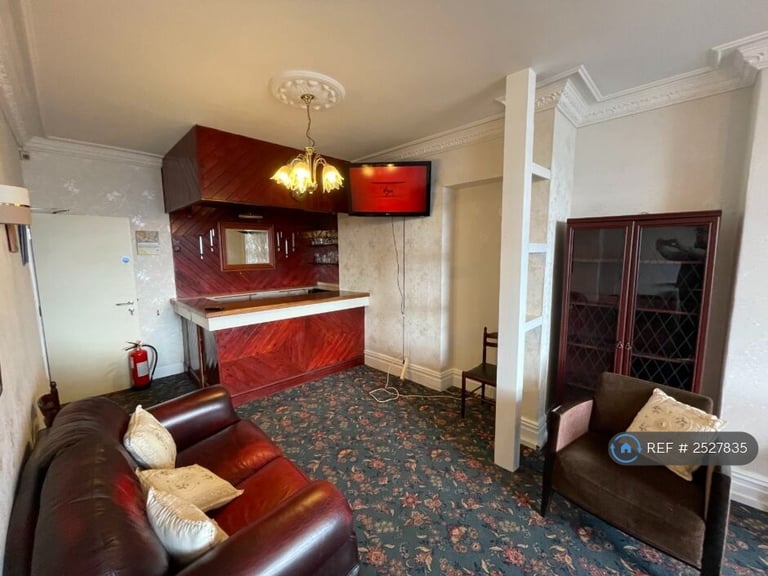 1 bedroom in Oystermouth Road, Swansea, SA1 (#2527835)