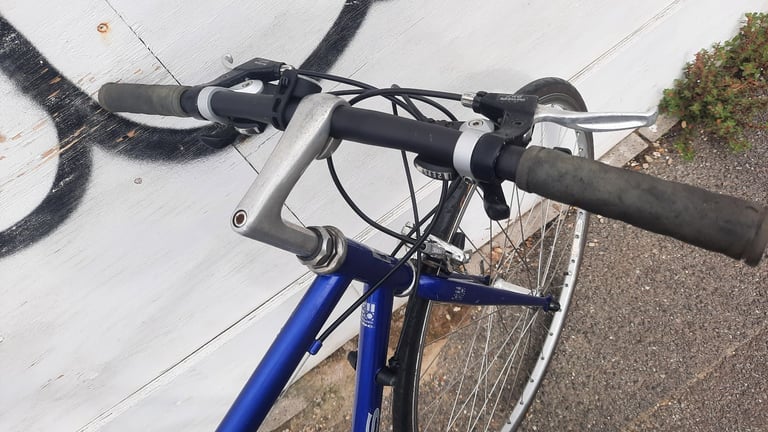 Dawes hybrid bike 