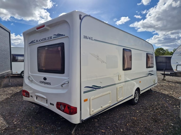 2006 Compass Rambler 18/4L Single axlle 4 Berth Motor Mover Fixed Bed L shape