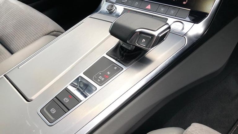 2019 Audi A6 Avant Black Edition 45 TFSI quattro 245 PS S tronic Automatic Saloon Petrol Automatic