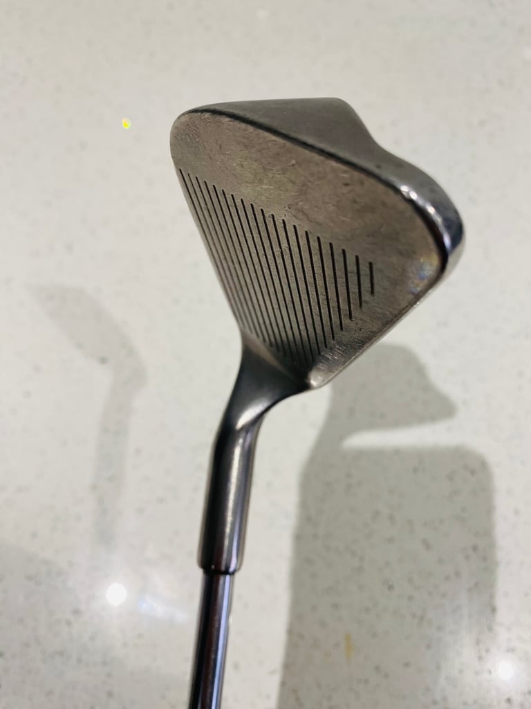 PING KARSTEN III Black Dot SAND WEDGE.   R/H