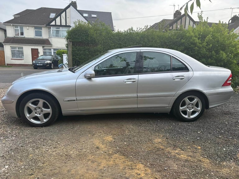 image for Mercedes-Benz, C CLASS, Saloon, 2001, Other, 3199 (cc), 4 doors