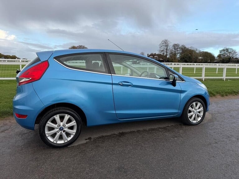 2011 Ford Fiesta 1.25 Zetec 3dr [82] HATCHBACK Petrol Manual