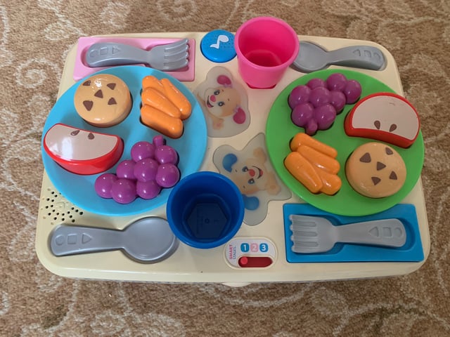 Fisher price laugh cheap and learn snack set