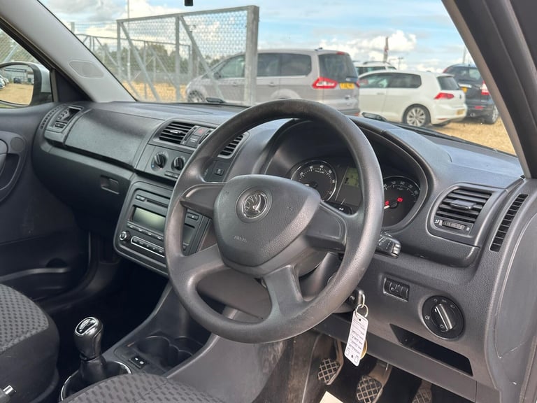 2013 Skoda Fabia 1.2 SE Euro 5 5dr HATCHBACK Petrol Manual