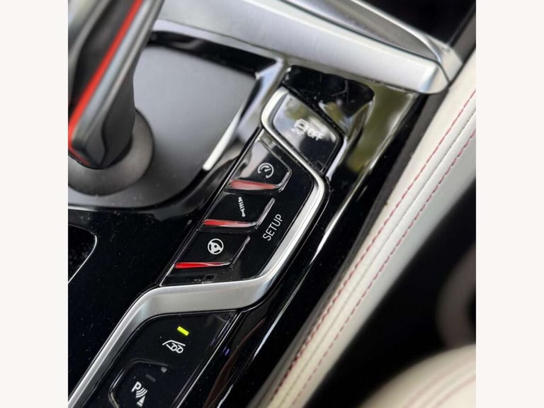2019 BMW 5 Series 4.4 M5 Auto 4WD 4dr Saloon Petrol Automatic