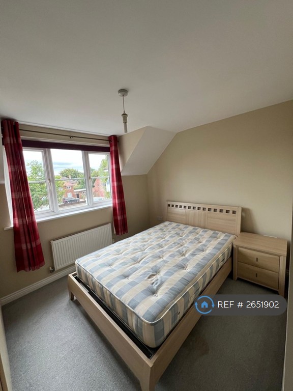 2 bedroom flat in Downing Court, Borehamwood, WD6 (2 bed) (#2651902)