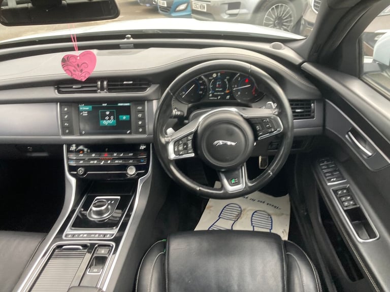 2017 Jaguar XF 2.0d [180] R-Sport 4dr Auto SALOON DIESEL Automatic