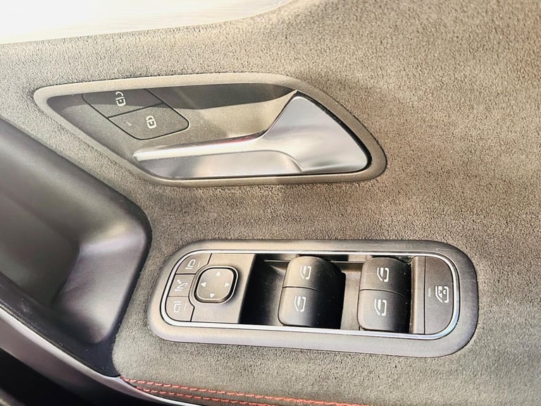 2019 Mercedes-Benz A-Class 1.3 A200 AMG Line (Premium) 7G-DCT Euro 6 (s/s) 5dr HATCHBACK Petrol A...