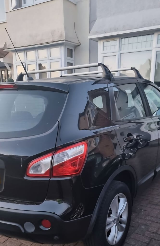 NISSAN QASHQAI J10 2011 ROOF BARS