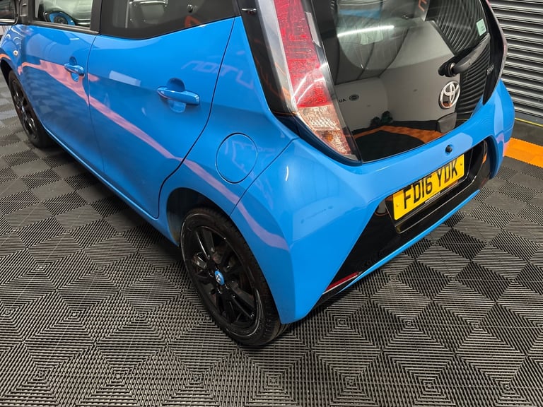 2016 Toyota AYGO 1.0 VVT-i X-Cite 2 5dr HATCHBACK Petrol Manual