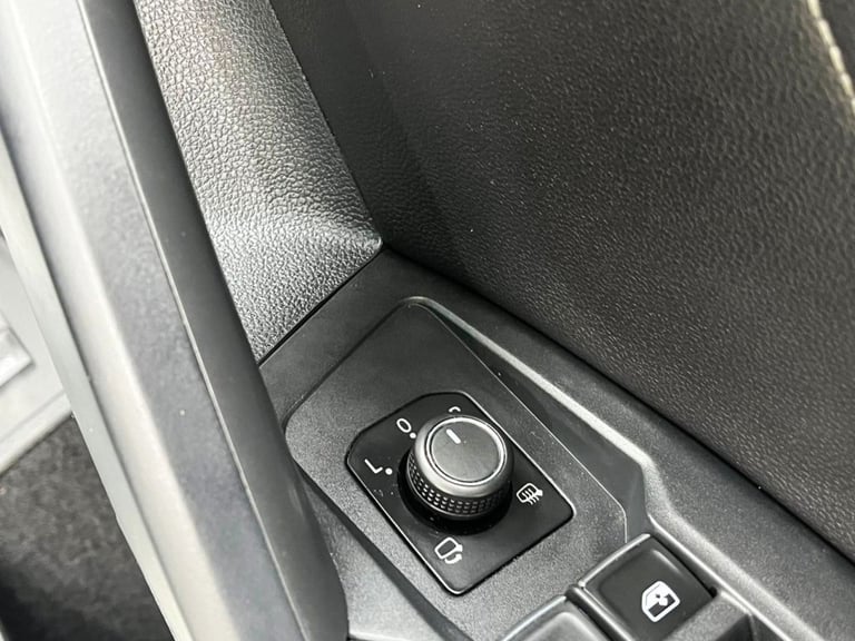 2020 Volkswagen Tiguan 2.0 TDI R-Line Tech SUV 5dr Diesel DSG 4Motion Euro 6 (s/s) (150 ps) ESTAT...