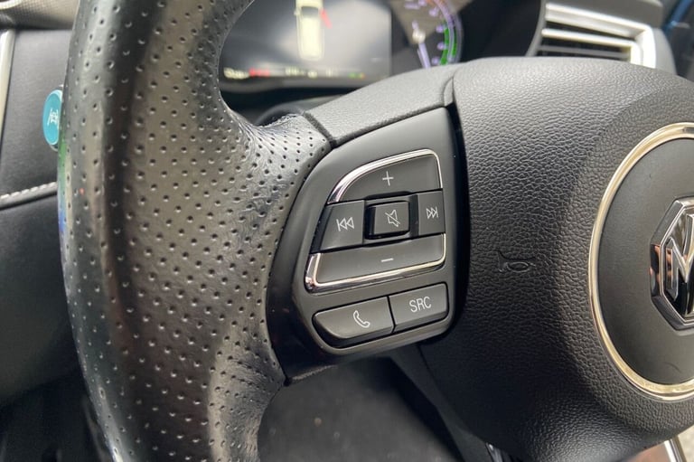 2021 71 MG 1100 61.1KWH EXCLUSIVE LONG RANGE ESTATE 5DR ELECTRIC AUTO (156 PS) A