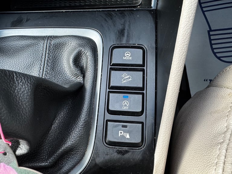 2017 Hyundai TUCSON 1.7 CRDi Blue Drive Premium 5dr 2WD SUV Diesel Manual