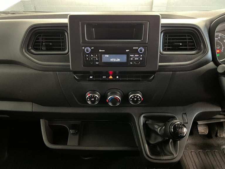 2022 Renault Master LH35dCi 135 Business High Roof Van PANEL VAN DIESEL Manual