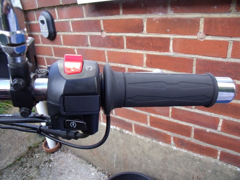 Moto Guzzi, NEVADA, 2010, 744 (cc)