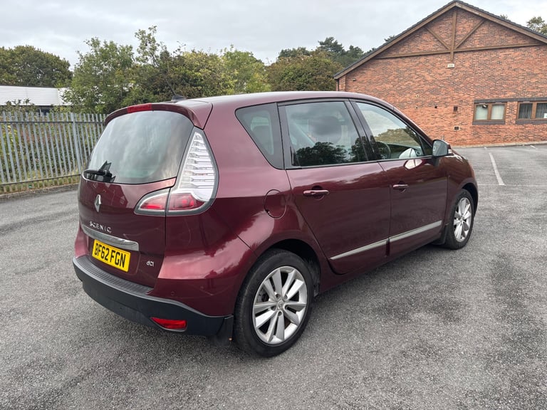 Renault, SCENIC, MPV, 2012, Semi-Auto, 1461 (cc), 5 doors
