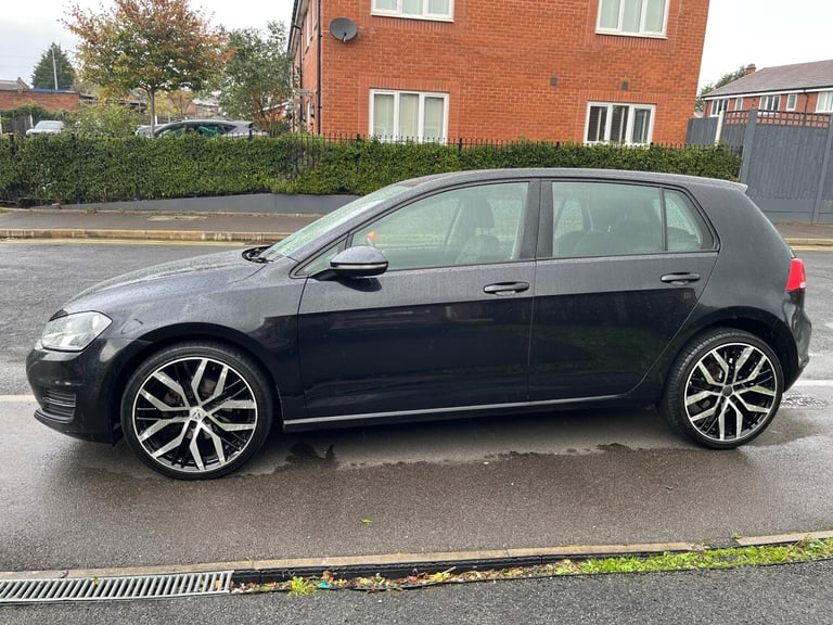 2013 Volkswagen Golf 1.6 TDI 105 SE 5dr HATCHBACK Diesel Manual