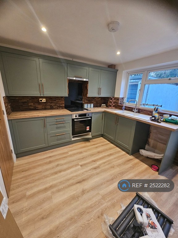 3 bedroom house in Kenwyn Park, St. Kew Highway, Bodmin, PL30 (3 bed) (#2522282)