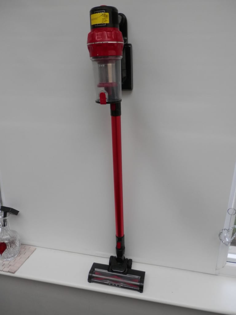 image for very lightweight cordless vacuum cleaner ideal for caravan 