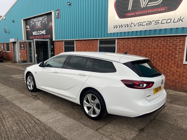 2018 Vauxhall Insignia 2.0 Turbo D BlueInjection SRi Nav Sports Tourer Euro 6 (s/s) 5dr ESTATE Di...