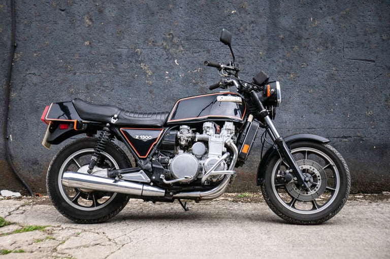 image for 2018 Kawasaki Z1300 PETROL Manual