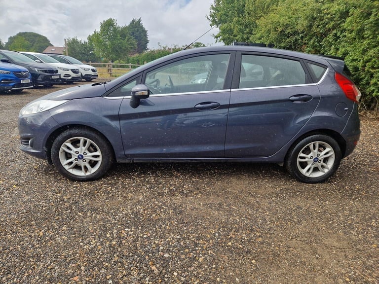 2015 Ford Fiesta 1.0T EcoBoost Zetec Euro 5 (s/s) 5dr Petrol