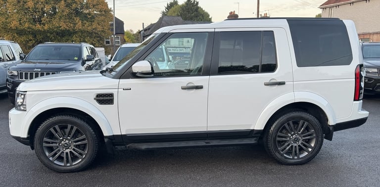 2016 Land Rover Discovery 3.0 SD V6 Graphite SUV 5dr Diesel Auto 4WD Euro 6 (s/s) (256 bhp) ESTAT...