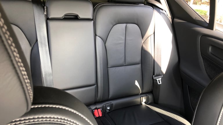 2023 Volvo XC40 2.0 B3P Plus Dark 5dr Auto Petrol Estate Estate Petrol Automatic