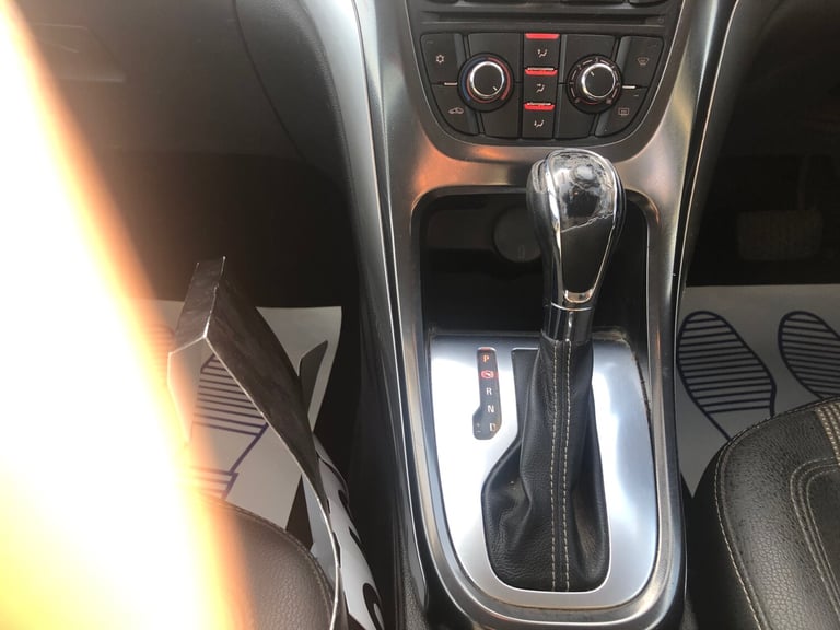 2011 Vauxhall Astra 1.6i 16V SE 5dr Auto ESTATE Petrol Automatic