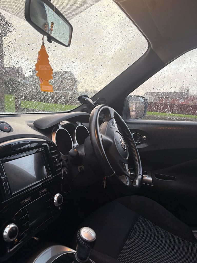 Nissan, JUKE, Hatchback, 2015, Manual, 1461 (cc), 5 doors