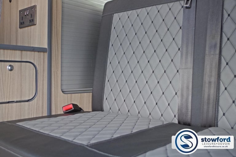 Citroen Dispatch Camper, Pop Top 2022 Used Campervan