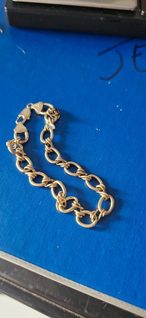 9ct carat gold bracelet