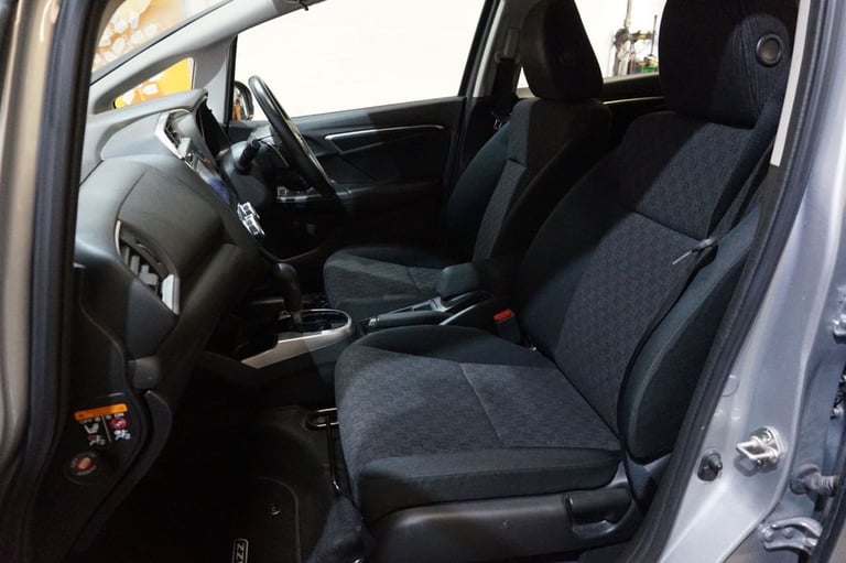 2017 Honda Jazz 1.3 i-VTEC SE Hatchback 5dr Petrol CVT Euro 6 (s/s) (102 ps) Hatchback Petrol Aut...