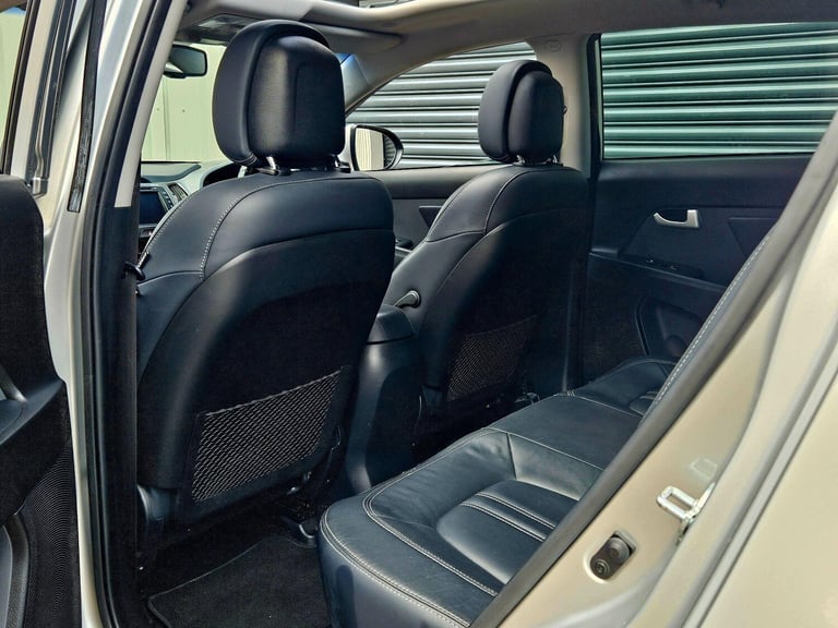 2015 Kia Sportage 1.7 CRDi EcoDynamics 3 2WD Euro 6 (s/s) 5dr ESTATE Diesel Manual